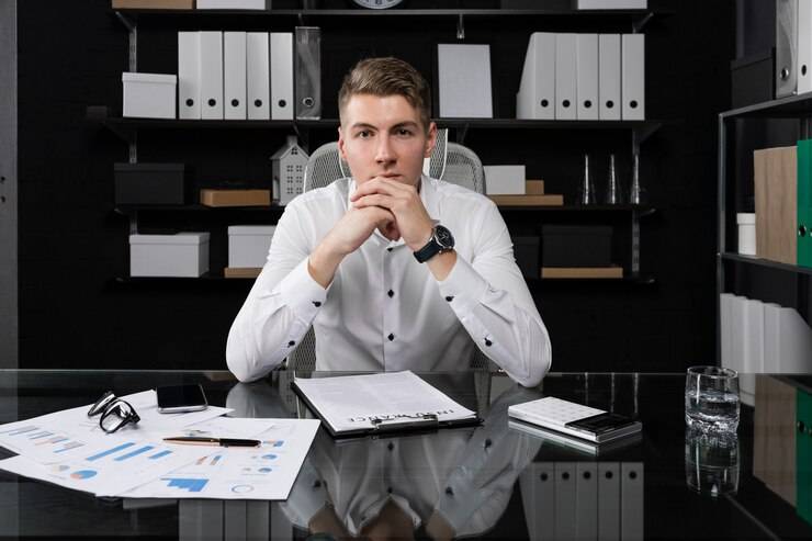 Причины стать менеджером по тендерам