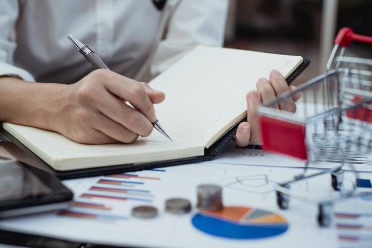 Осуществление и контроль закупок