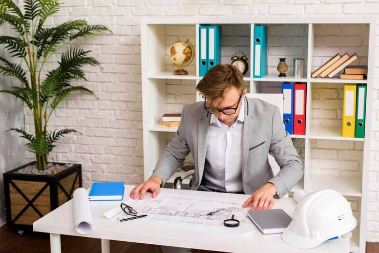 Проектный директор: обязанности и зарплата