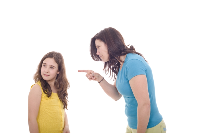 Конфликты между родителями и детьми - причины и пути решения
